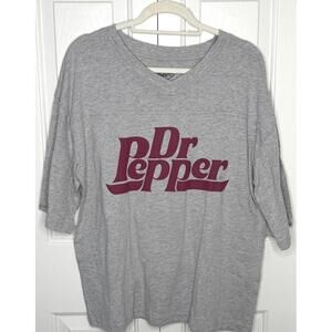 Dr Pepper Oversized Women’s Graphic T-Shirt | Vintage Style Gray Tee Size M